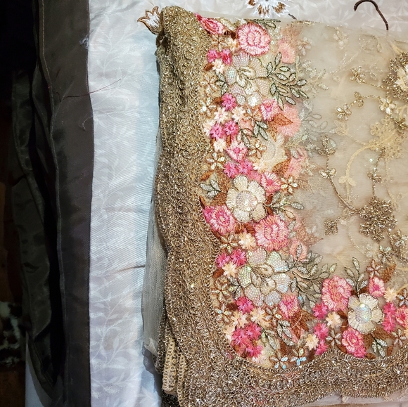 Lenhaga and sarees at wholesale prices - Picture 7 of 12